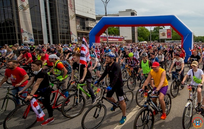 7000 участников и 20 км: как прошел четвертый велопарад в Ростове-на-Дону