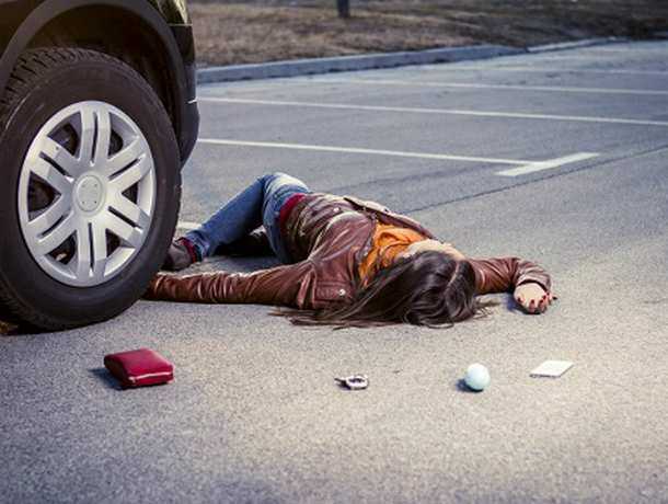 Отравленная «спайсом» женщина бесновалась по дороге и попала под колеса автомобиля в Ростове