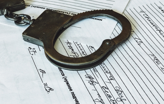 В Ростове осудят мужчину за убийство пенсионера и поджог его квартиры