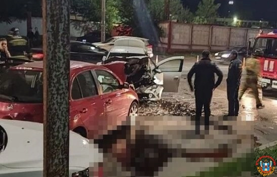 В Ростове лоб в лоб столкнулись водители двух иномарок
