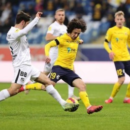 «Урал» разгромил «Ростов» во время последнего матча уходящего года