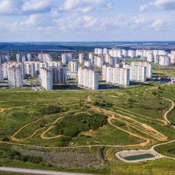 Варламов включил ЖК «Суворовский» в Ростове список худших в России