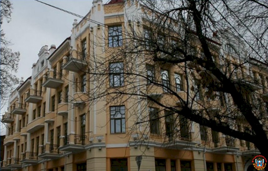 Тогда и сейчас: от гостиницы «Петроград», где бывал Маяковский, до здания ростовского суда
