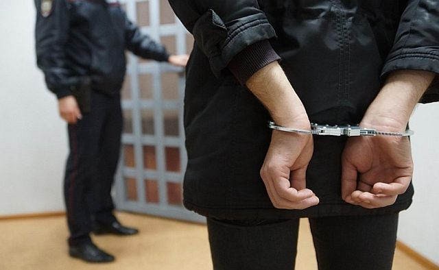 В Ростове двух полицейских будут судить по обвинению в организации системы «закладок»