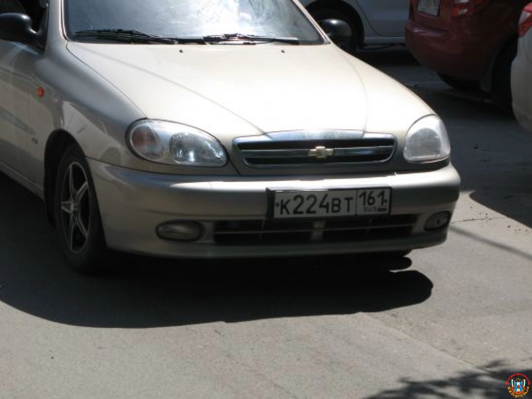 На трассе Волгоград - Каменск 23-летний парень пострадал в ДТП с кроссовером