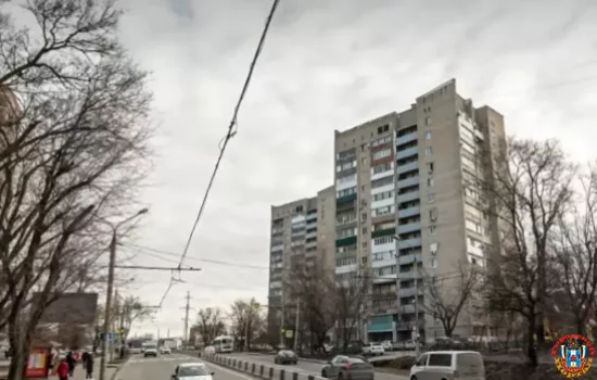 С третьего этажа житель Ростовской области скинул сожительницу
