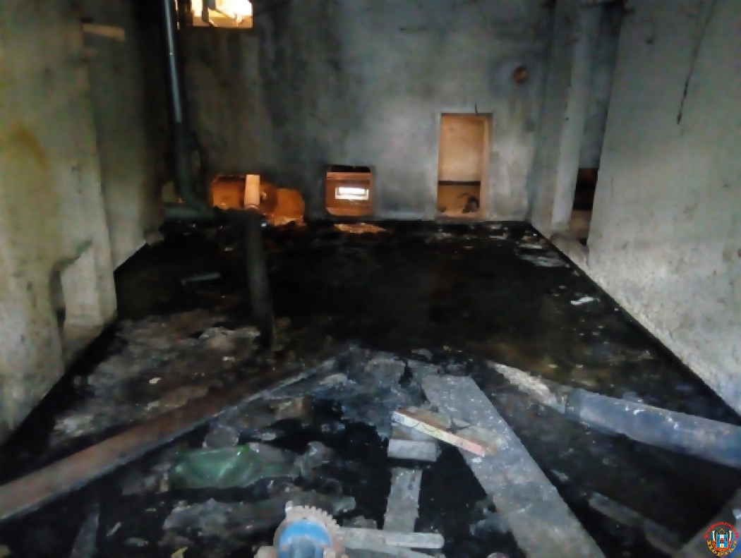 Травиться сероводородом вынуждены жильцы утопающей в фекалиях девятиэтажки Ростова