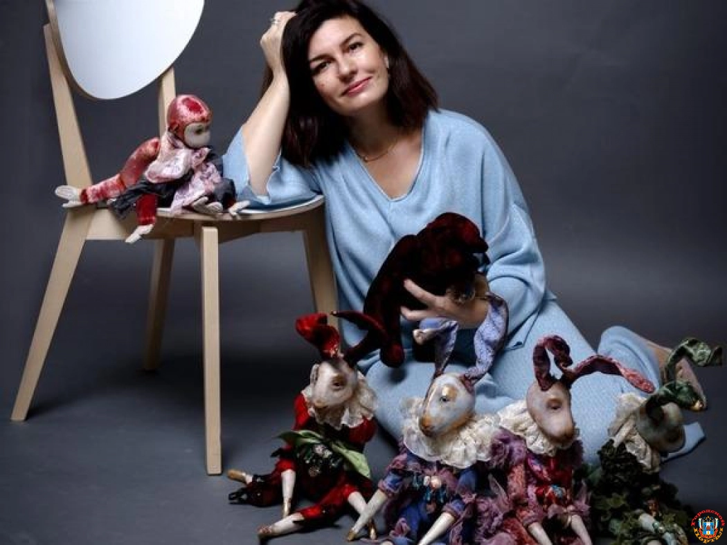 Жительница Ростова создает декоративных кукол из запекаемого пластика