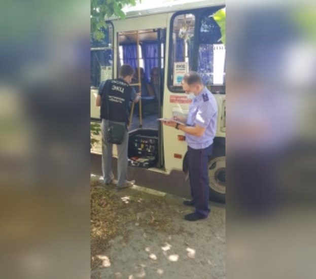 В Ростовской области 51-летний мужчина устроил резню в пригородном автобусе