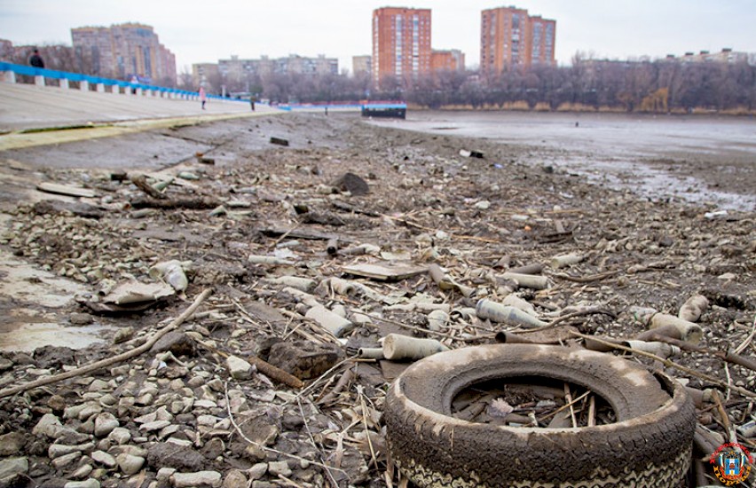Ростов-на-мели: как выглядит обмелевшее из-за аварии Северное водохранилище