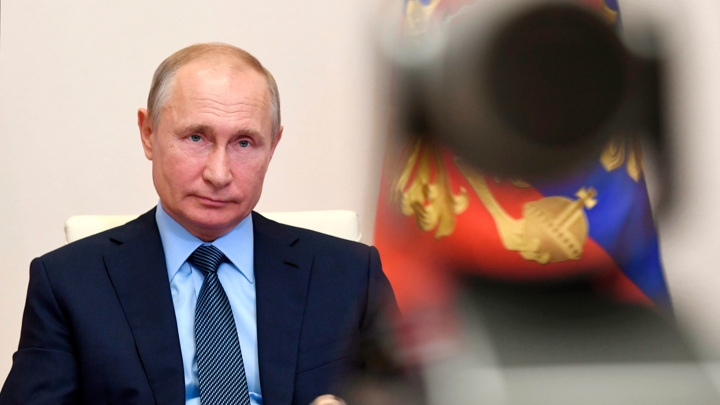 Путин: финансирование спорта должно постоянно расти
