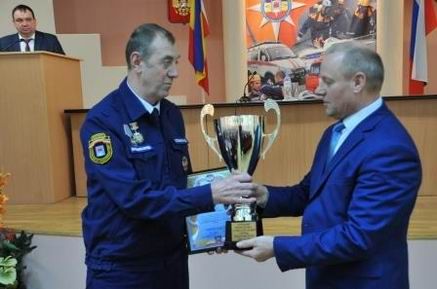 Названы лучшие специалисты отрядов и подразделений пожарно-спасательных служб Ростовской области
