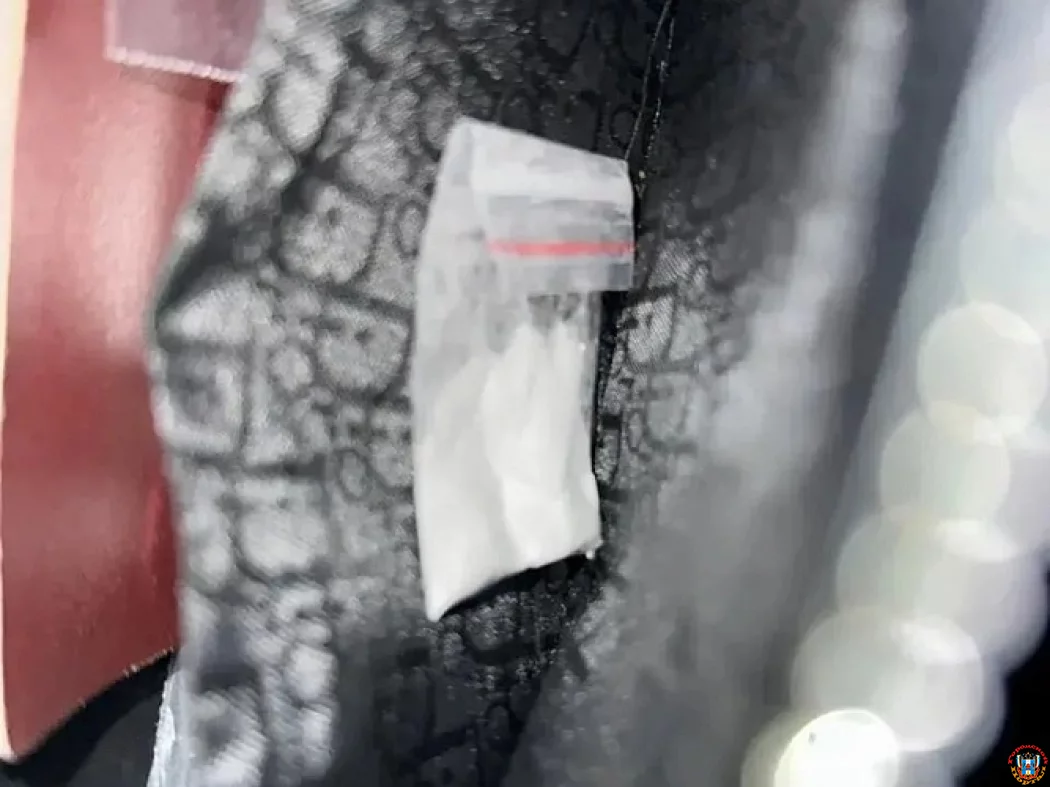 Опасный шопинг в 58 лет: в Новочеркасске задержали жительницу Аксайского района с &laquo;синтетикой&raquo; из интернета