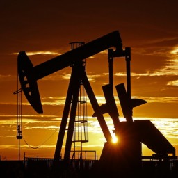 Спрос на нефть: новый прогноз ОПЕК приподнял рубль