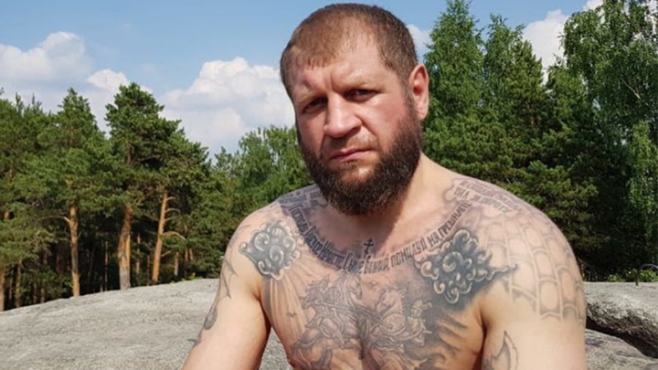 Александр Емельяненко не собирается завершать карьеру Александр Емельяненко не собирается завершать карьеру