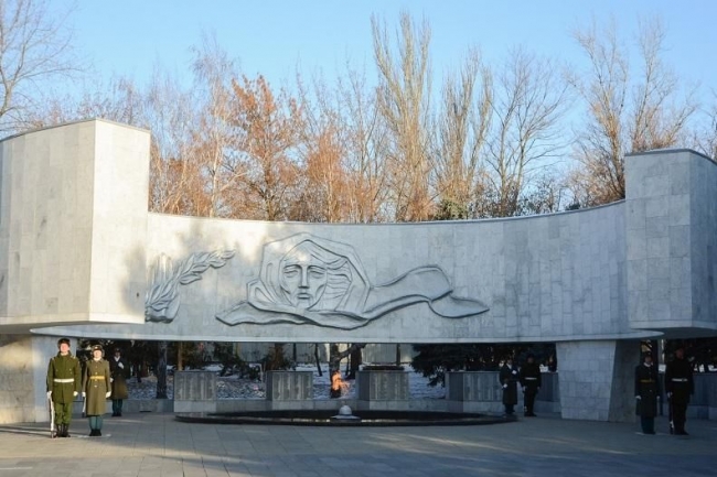 Библиотеки и парки Ростова напомнят горожанам героические страницы истории донской столицы
