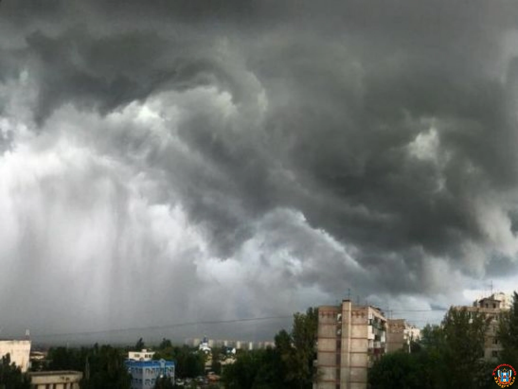 На выходных в Ростове прогнозируют жаркую дождливую погоду