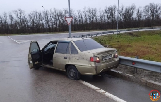 Серийным угонщиком автомобилей оказался 15-летний подросток из Ростовской области