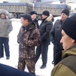 В забастовке зерновозов на юге России принимают участие около 9 тысяч человек