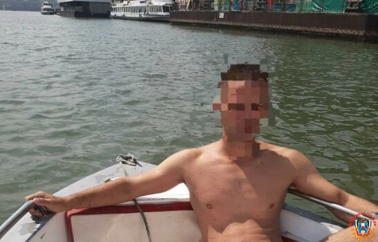 В Ростове мужчина едва не утонул, пытаясь переплыть Дон