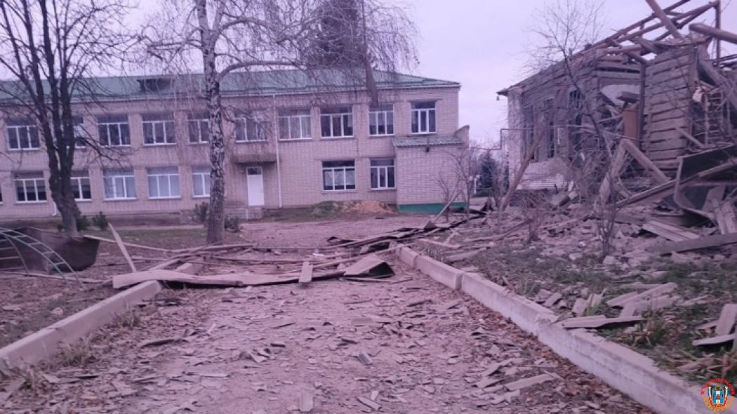 Украинские военные уничтожили ракетами HIMARS здание школы в ЛНР