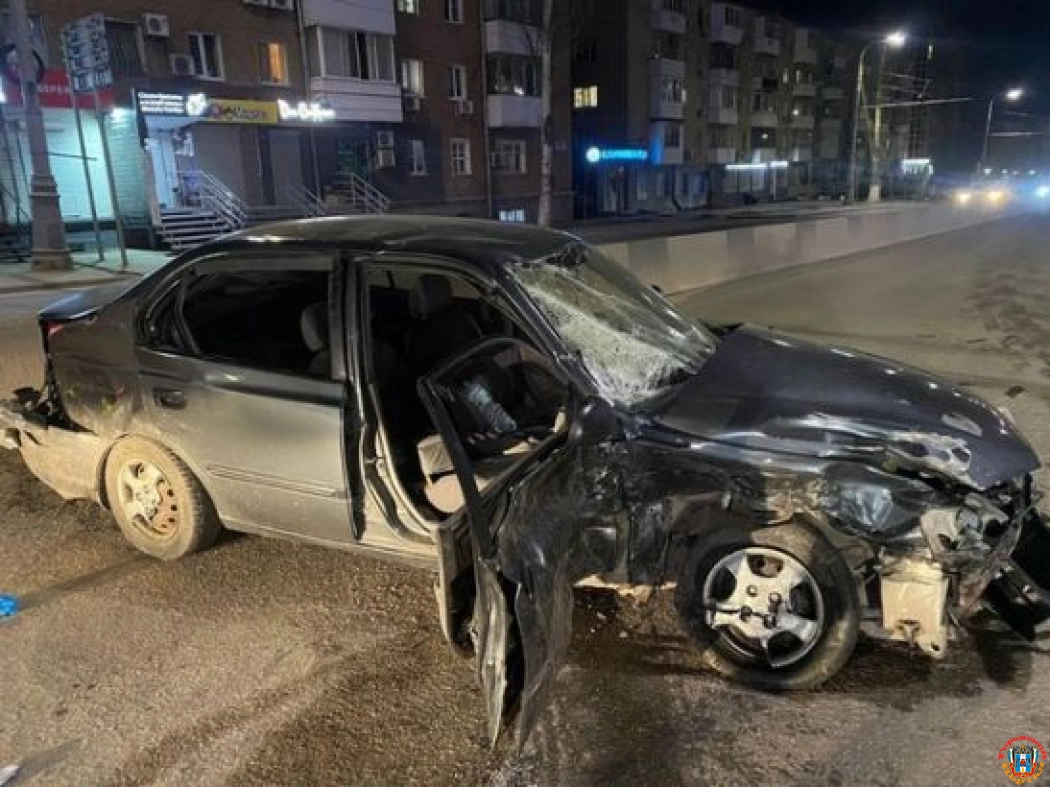 В Ростове на Стачки в ДТП пострадали два автомобилиста