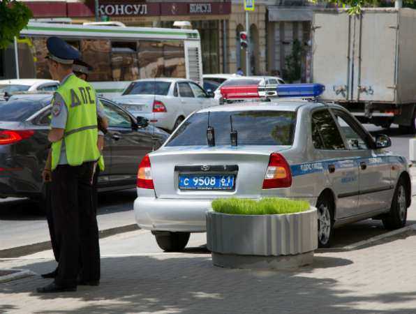 Виновника смертельного ДТП в Ростовской области разыскали по машине