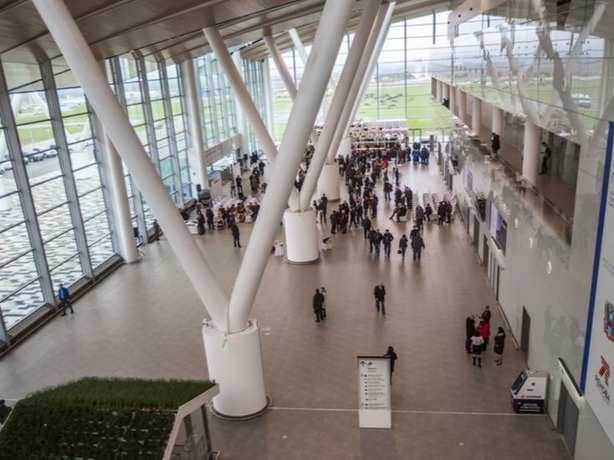 За три месяца работы ростовский аэропорт "Платов" обслужил более полумиллиона пассажиров