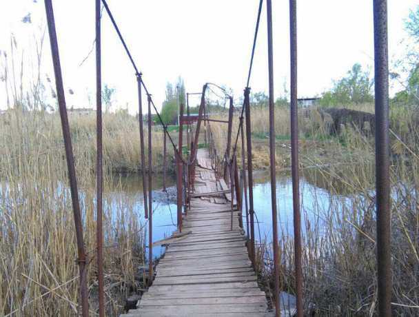 Несуществующий капремонт убогого и опасного моста через Темерник высмеяли ростовчане
