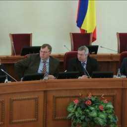 Отказаться от уничтожения свежезастеленного асфальта пообещали чиновники в Ростове
