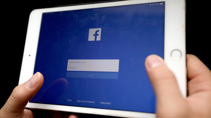 Facebook забанил автора инструмента для массовой отписки от аккаунтов