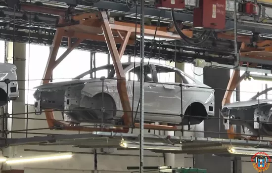 АвтоВАЗ показал модернизацию производства Lada
