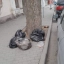 Улица в центре Ростова оказалась завалена бытовым мусором 1