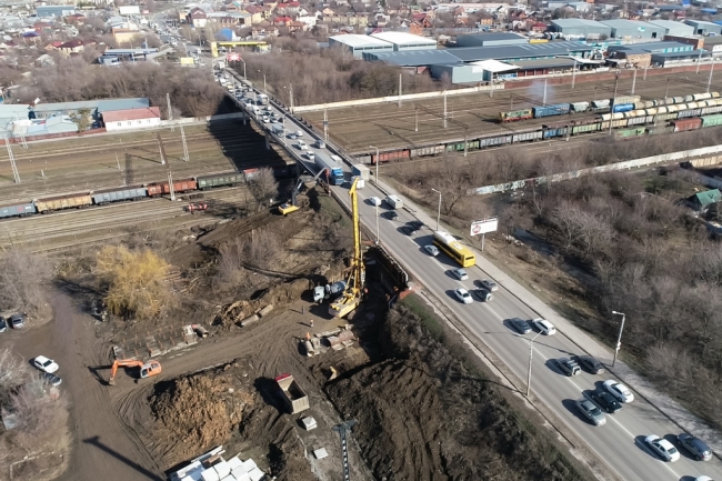 Подрядчик приступил к активной стадии реконструкции моста на улице Малиновского в Ростове