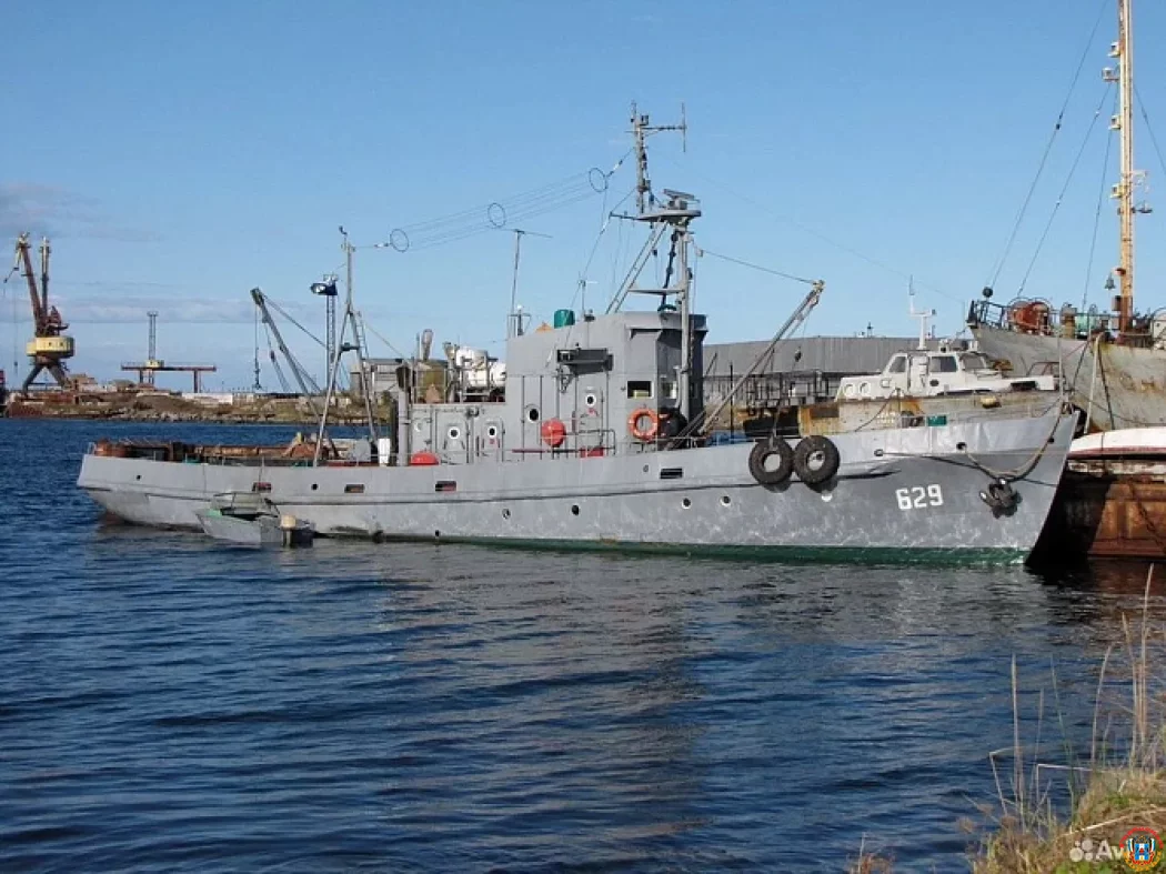 Флот на продажу: в Ростове предлагают приобрести стальной военный катер с грузоподъемностью 10 тонн