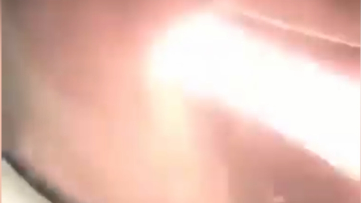Австралийцев, летевших на Boeing 737, напугало пламя из двигателя