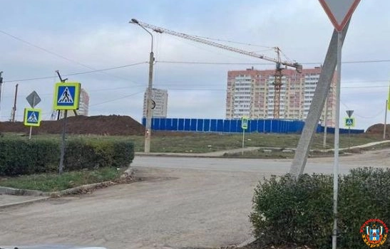 В Ростове женщина на иномарке сбила 6-летнего мальчика, который шел по тротуару