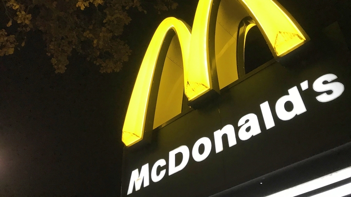Рестораны McDonald's могут открыться снова через полтора месяца