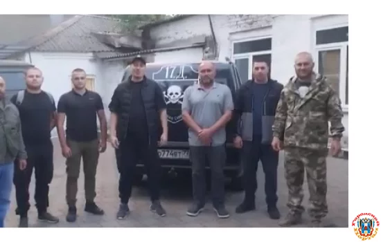 Для донских казаков в зоне СВО, российский рэпер передал микроавтобус.