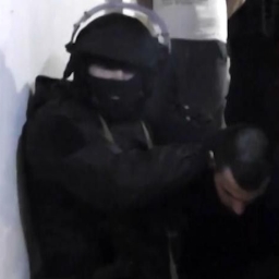 На Дону спецназ задержал банду, незаконно обналичившую миллиард рублей