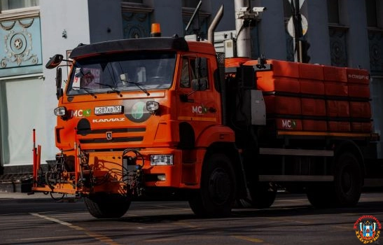 В Ростове гоняющие по Оганова грузовики превратили в ад жизнь горожан