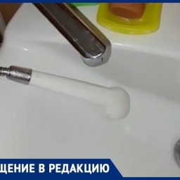 «Ни детей искупать, ни белье постирать»: все выходные ростовчане сидят без капли воды