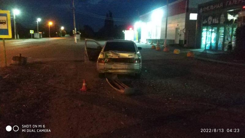 В Ростовской области пьяный подросток на байке устроил аварию с двумя пострадавшими