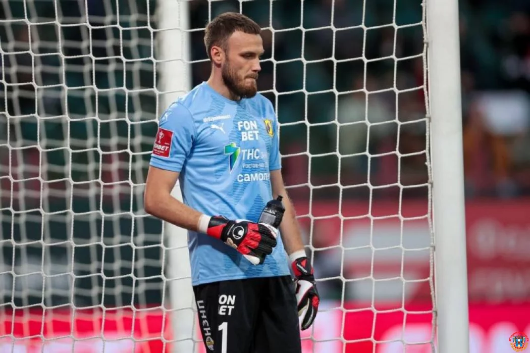 Никита Медведев эмоционально пережил уход из ФК &laquo;Ростов&raquo; и планировал завершить там карьеру