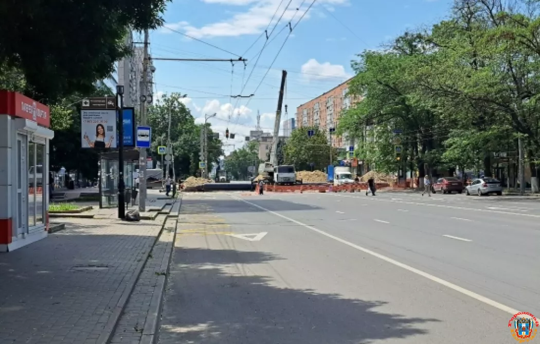 Ремонт труб на проспекте Ворошиловском в Ростове не успевают завершить вовремя