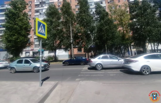 После ДТП с иномаркой двое пешеходов попали в больницу