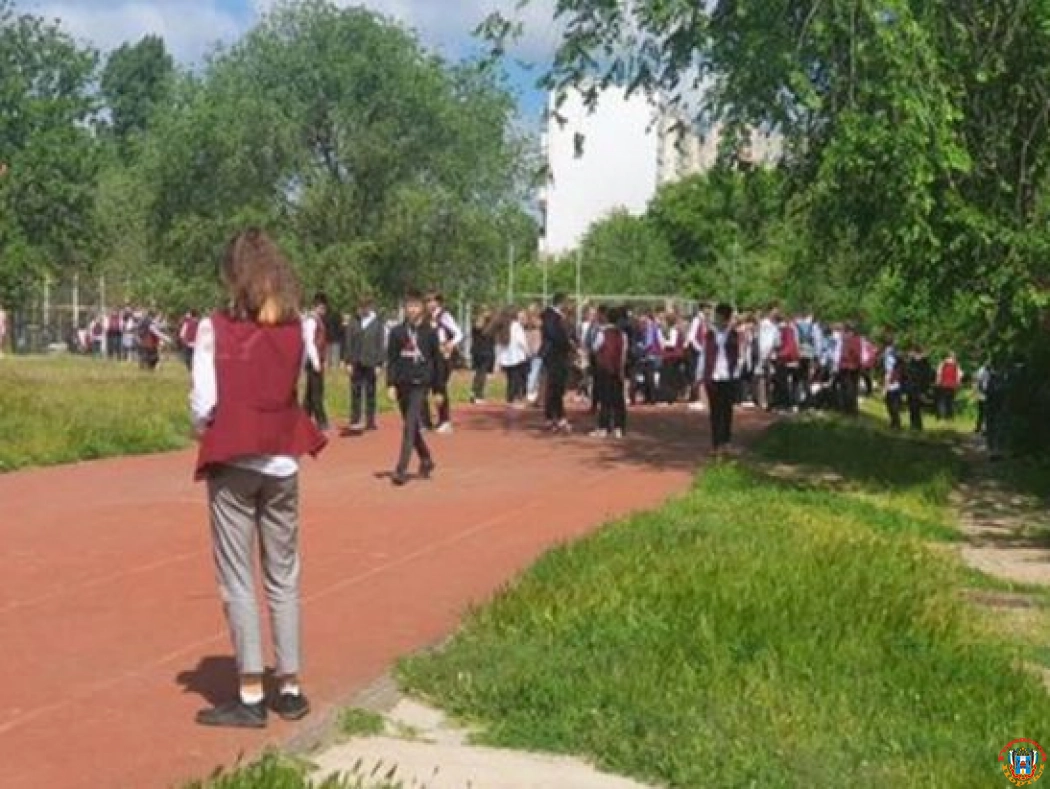 В Волгодонске школу «заминировали» во время последнего звонка 27 мая
