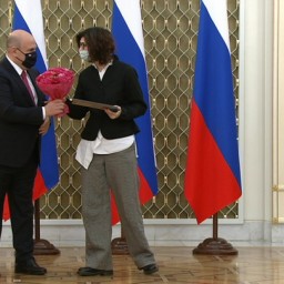 Мишустин наградил Корчевникова и Балтаеву