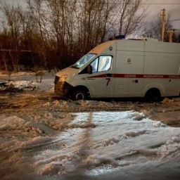 Прокуратура проведет проверку по поводу застрявшей в яме скорой в Новошахтинске