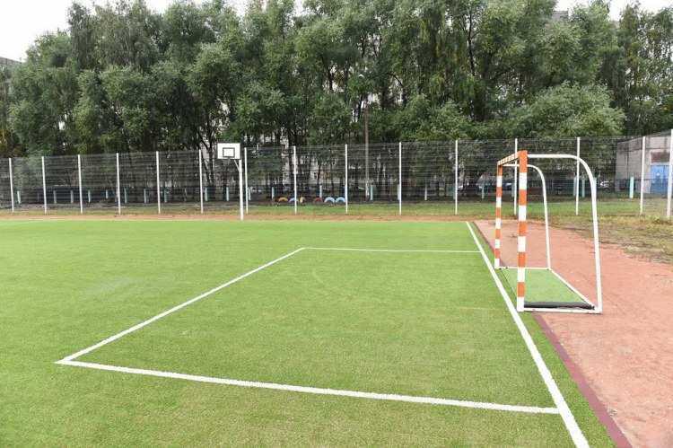В новой школе в хуторе Ленина построят футбольное поле